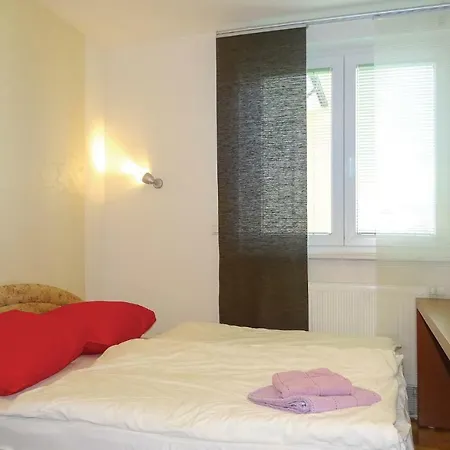Amazing In With 2 Bedrooms And Wifi شقة Zreče