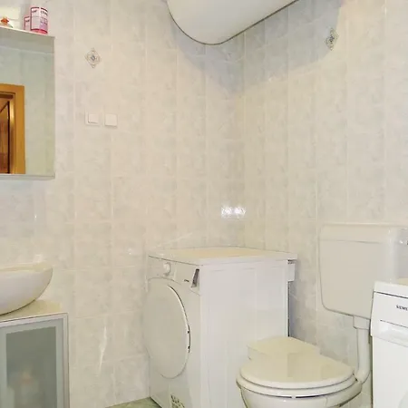 Amazing In With 2 Bedrooms And Wifi Apartment Zreče